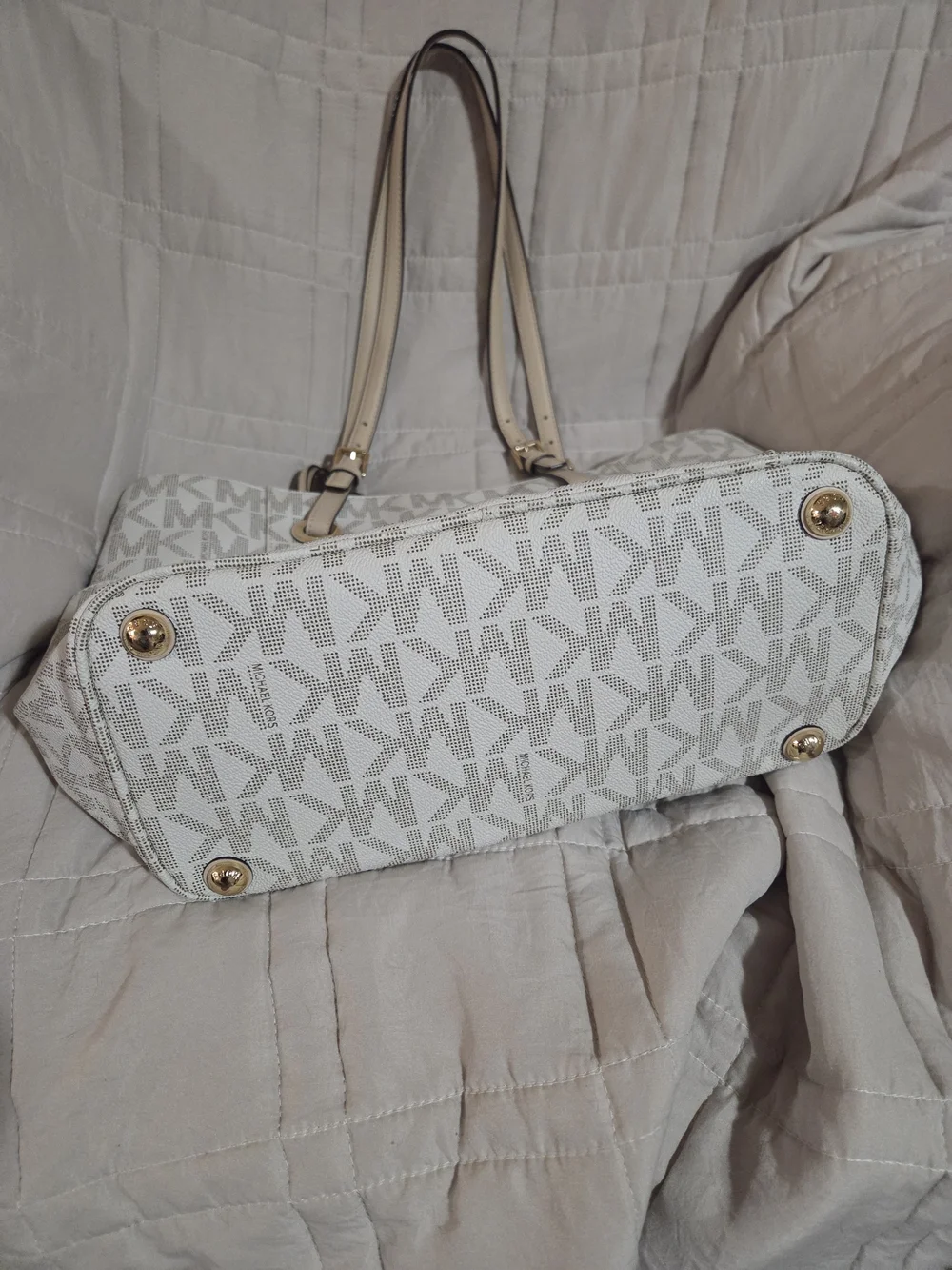 Michael Kors mk logo